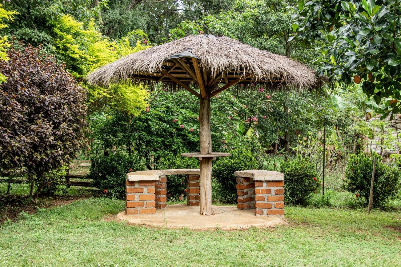 Peacock Resort Anuradhapura Exterior photo